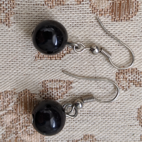 ⚡FREE W BUNDLE⚡ Earrings - Vintage Wooden Balls - Picture 2 of 4
